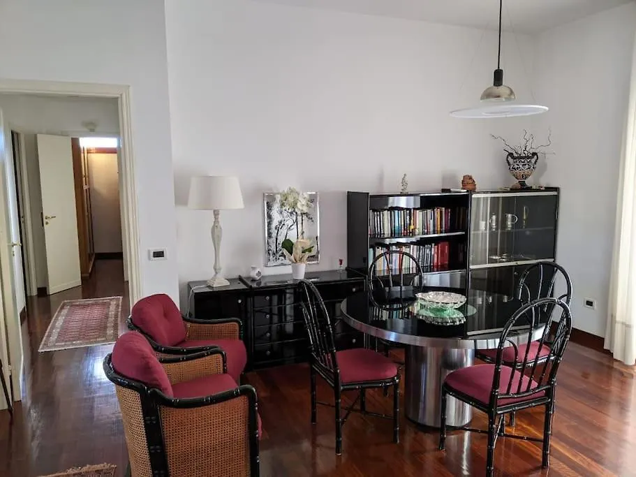 Apartment Appartamento Sea Breeze - Centrale Con Vista Mare Marsala Italy